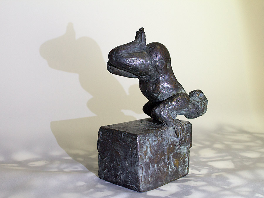 Mimi - Bronzefigur von Hanno Edelmann