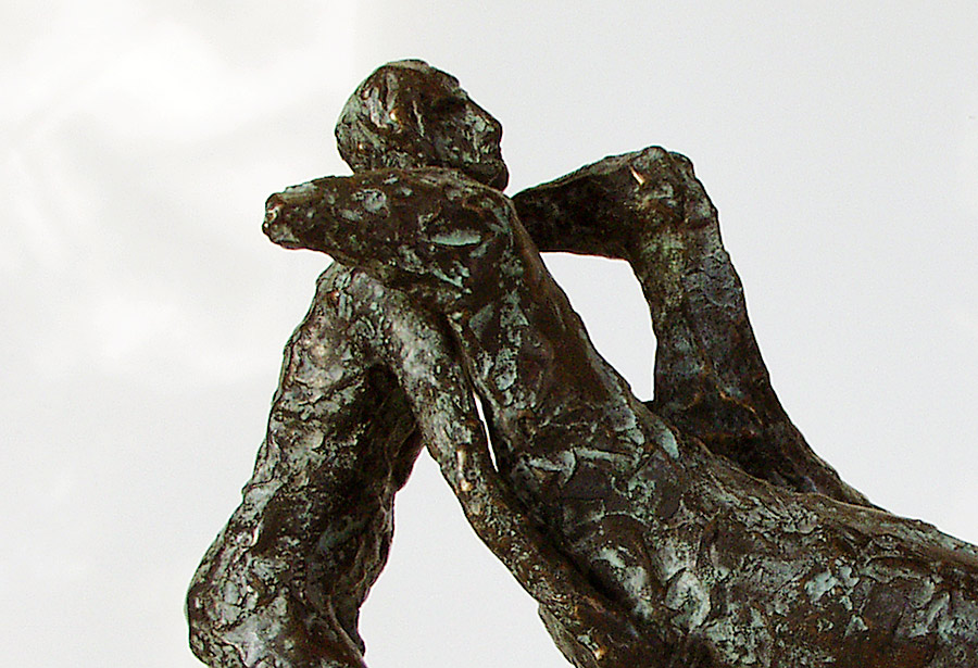 Pferdebändiger - Detail der Bronzefigur von Hanno Edelmann