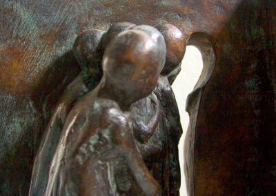 Wandlung, detail2 - Bronzefiguren von Hanno Edelmann
